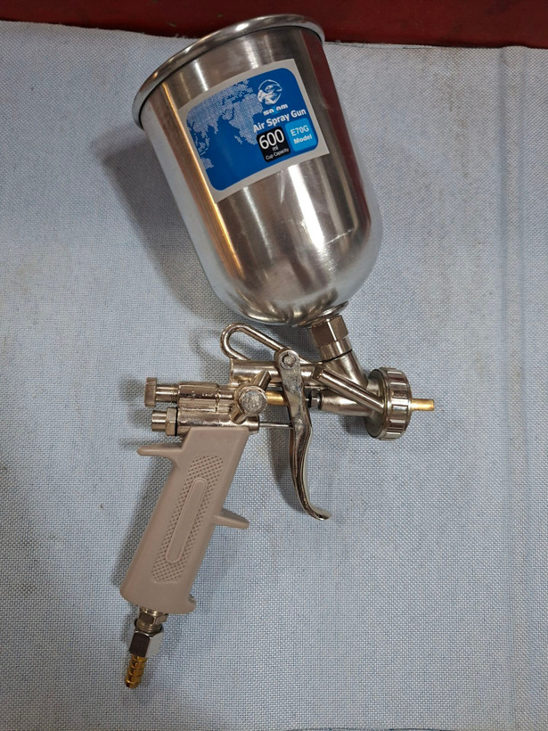 پیستوله بادی کاسهرو مدل E-70G-1.8 با مخزن فلزی